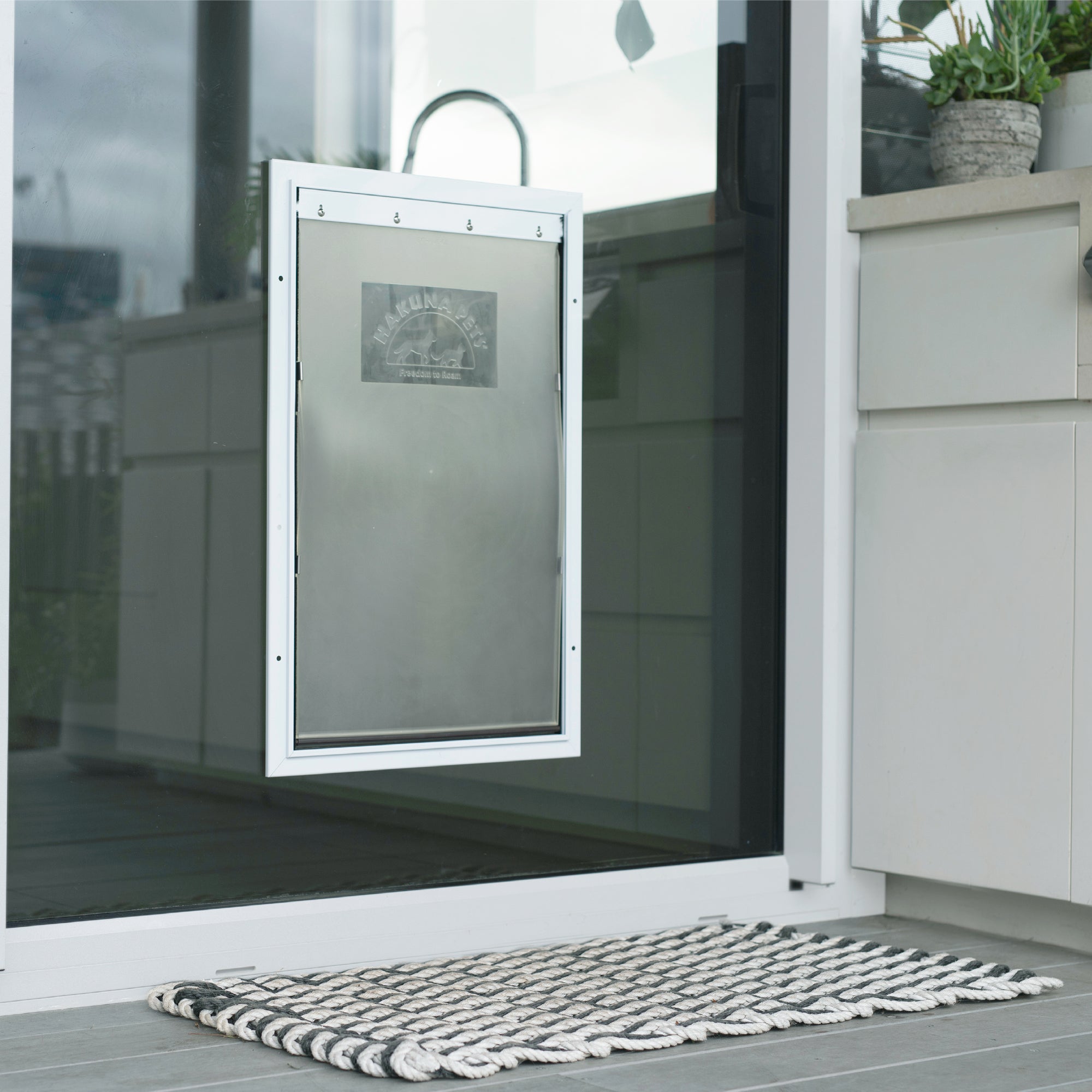 Deluxe Aluminum Pet Door - Extra Large